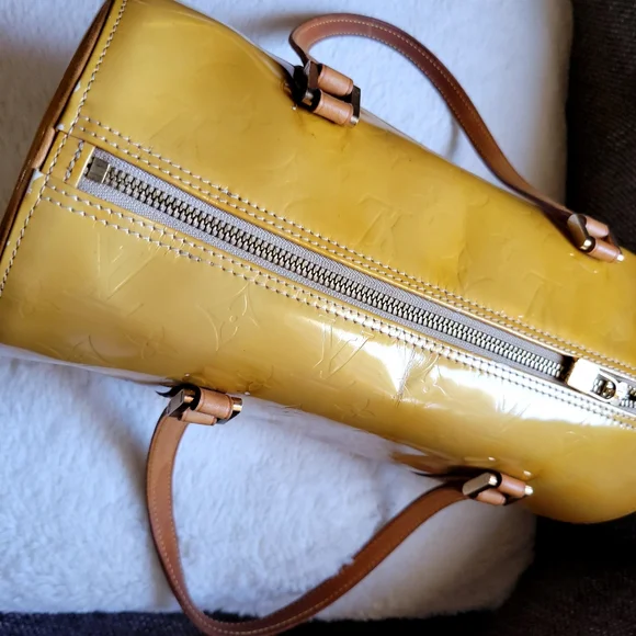 Louis Vuitton Bedford Vernis Bag - Picture 10 of 12